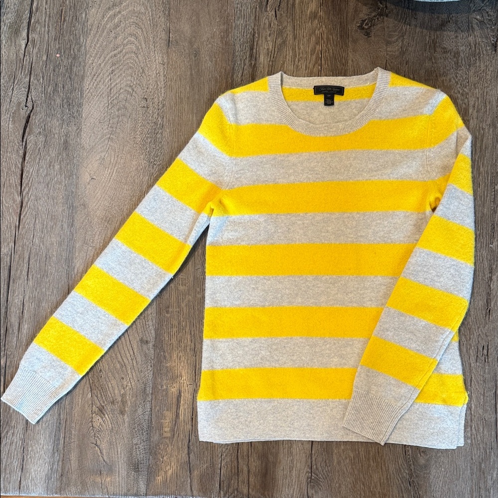 Saks Fifth Avenue Yellow and Gray Cashmere Sweater